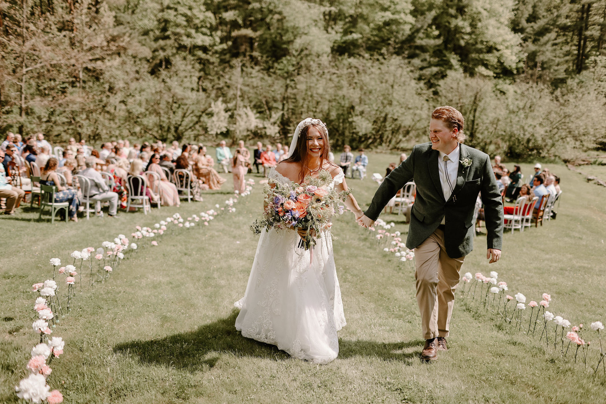 70s Inspired DIY Wedding in Central Pennsylvania Mountain Hideaway
