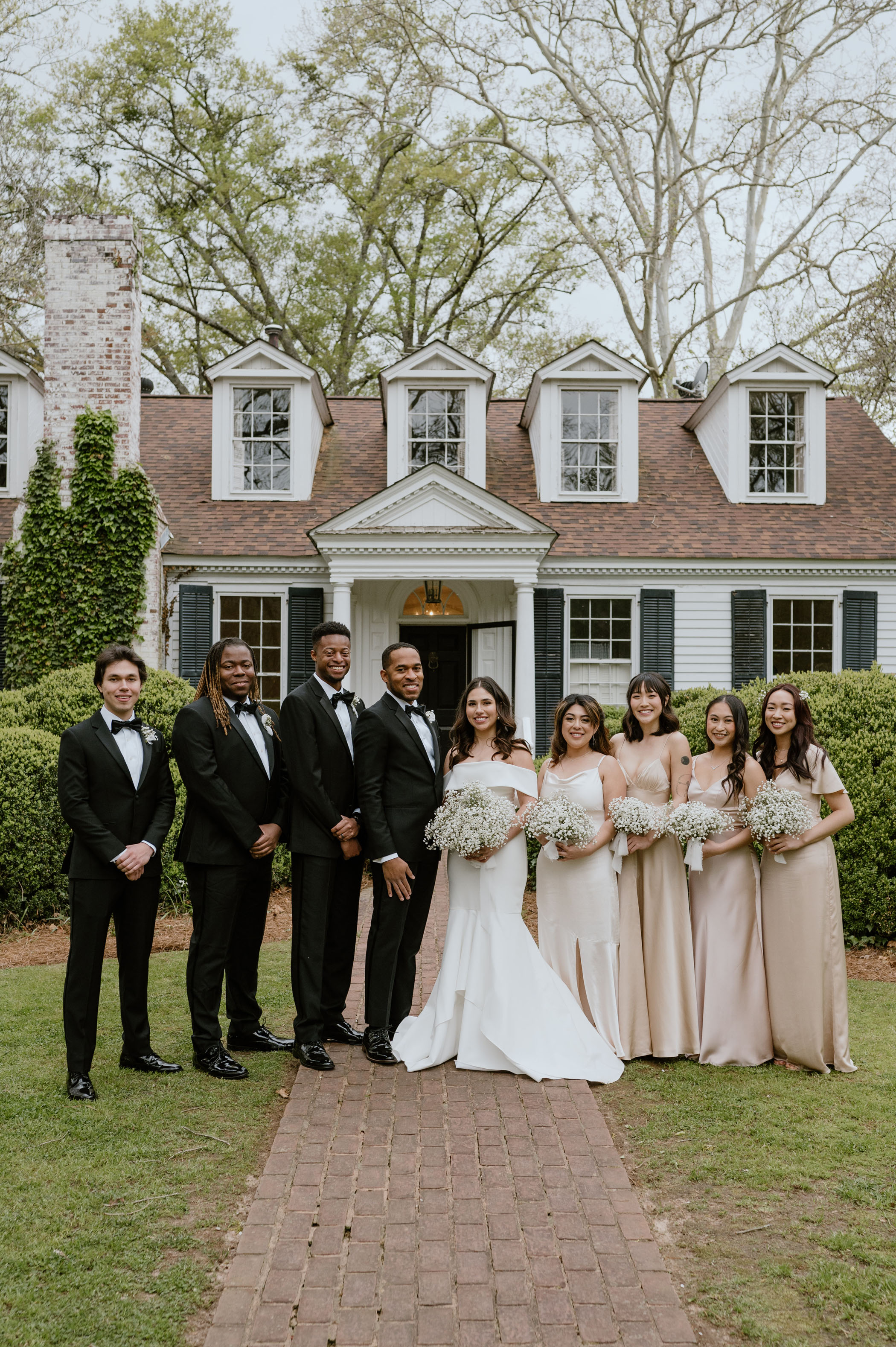 Minimalistic Baby's Breath Wedding at Meadowlark 1939 in Atlanta